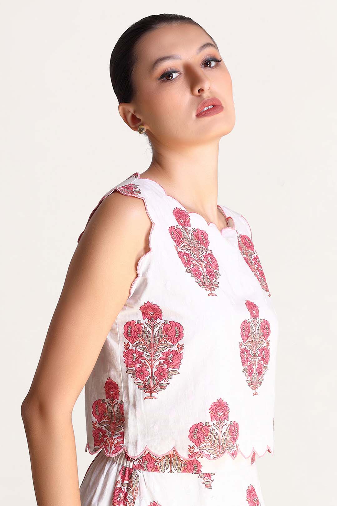 Magnolia - Motif Print Top