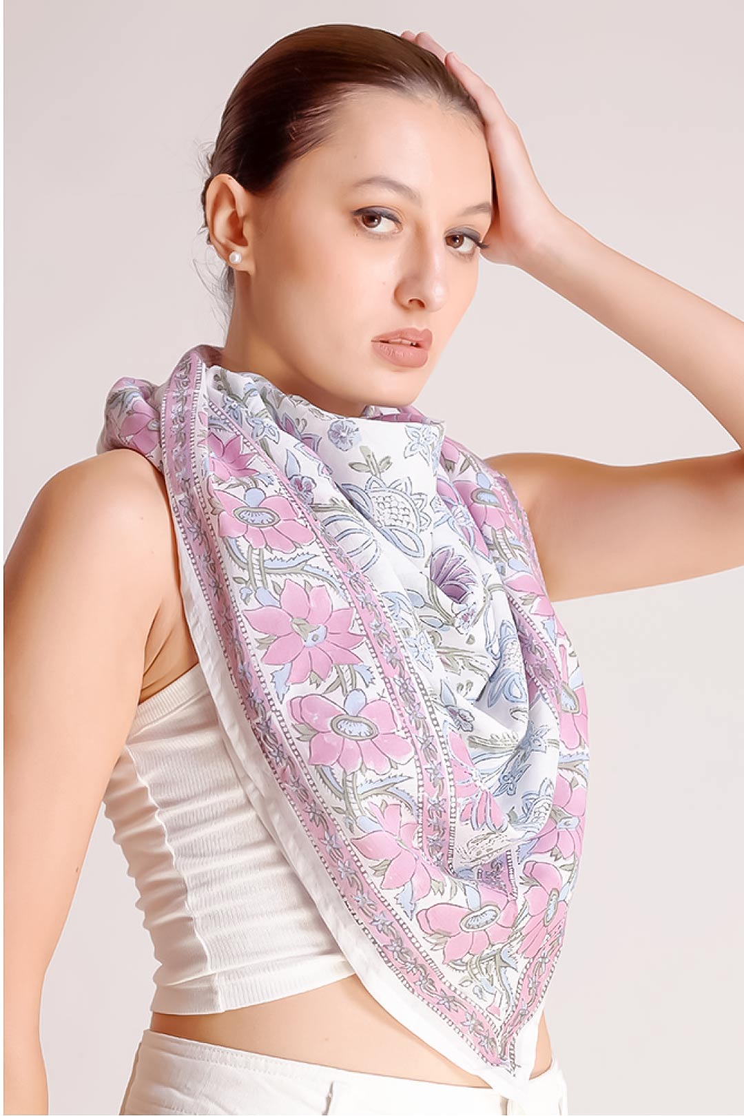 Saba Cotton Daisy Multicolor Floral Scarf